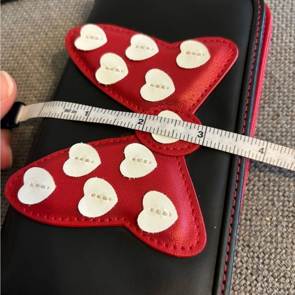 DisneyParks Minnie Mouse bow polka dot, purse wallet, adjustable strap - Picture 6 of 8